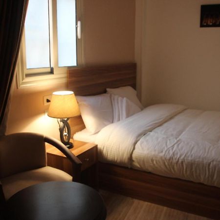 Farida Pyramids Boutique Hotel Kafrat al Jabal Екстер'єр фото