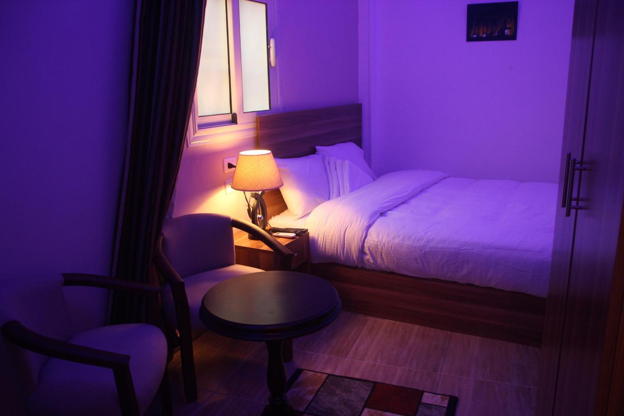 Farida Pyramids Boutique Hotel Kafrat al Jabal Екстер'єр фото