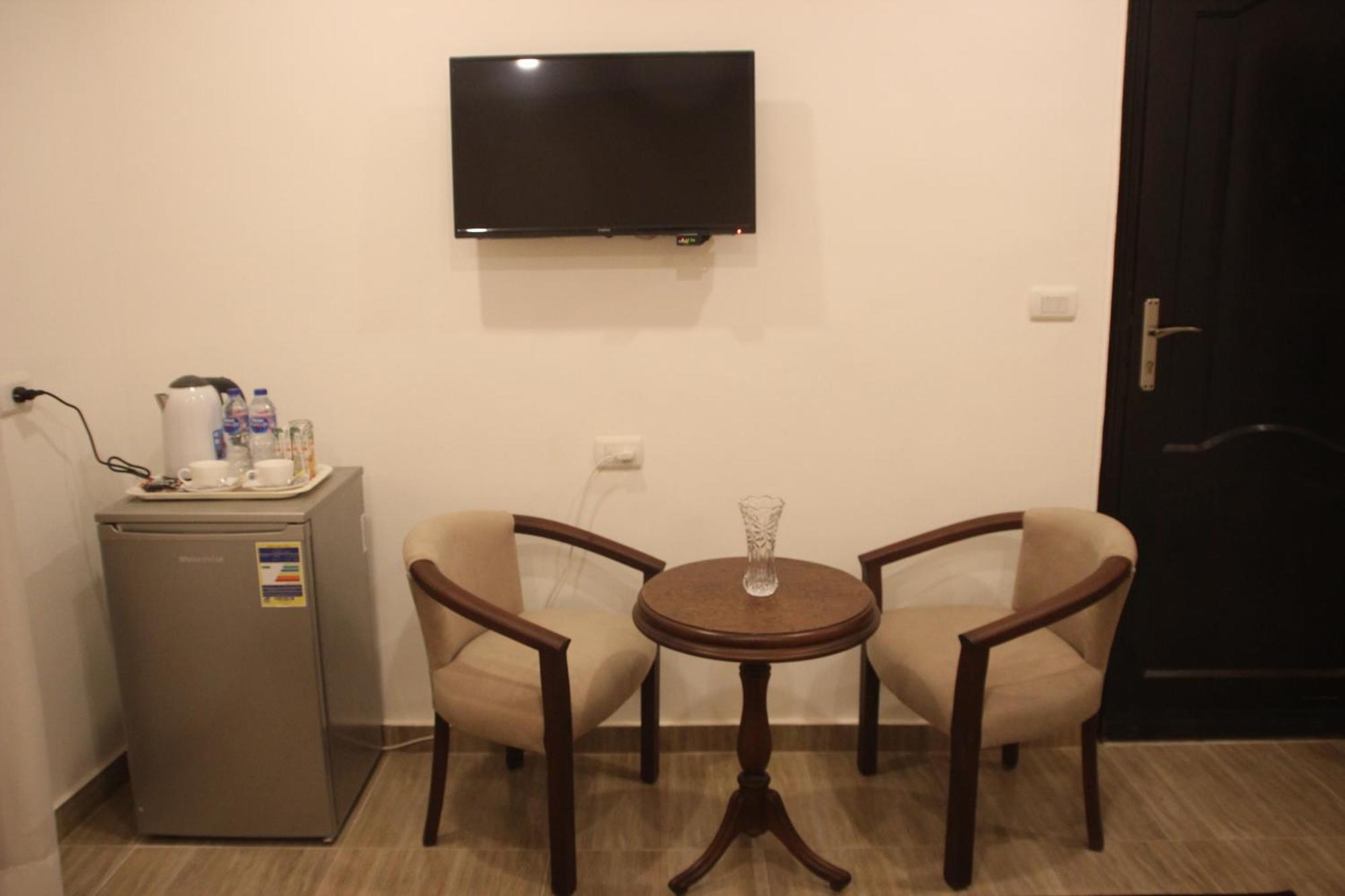 Farida Pyramids Boutique Hotel Kafrat al Jabal Екстер'єр фото
